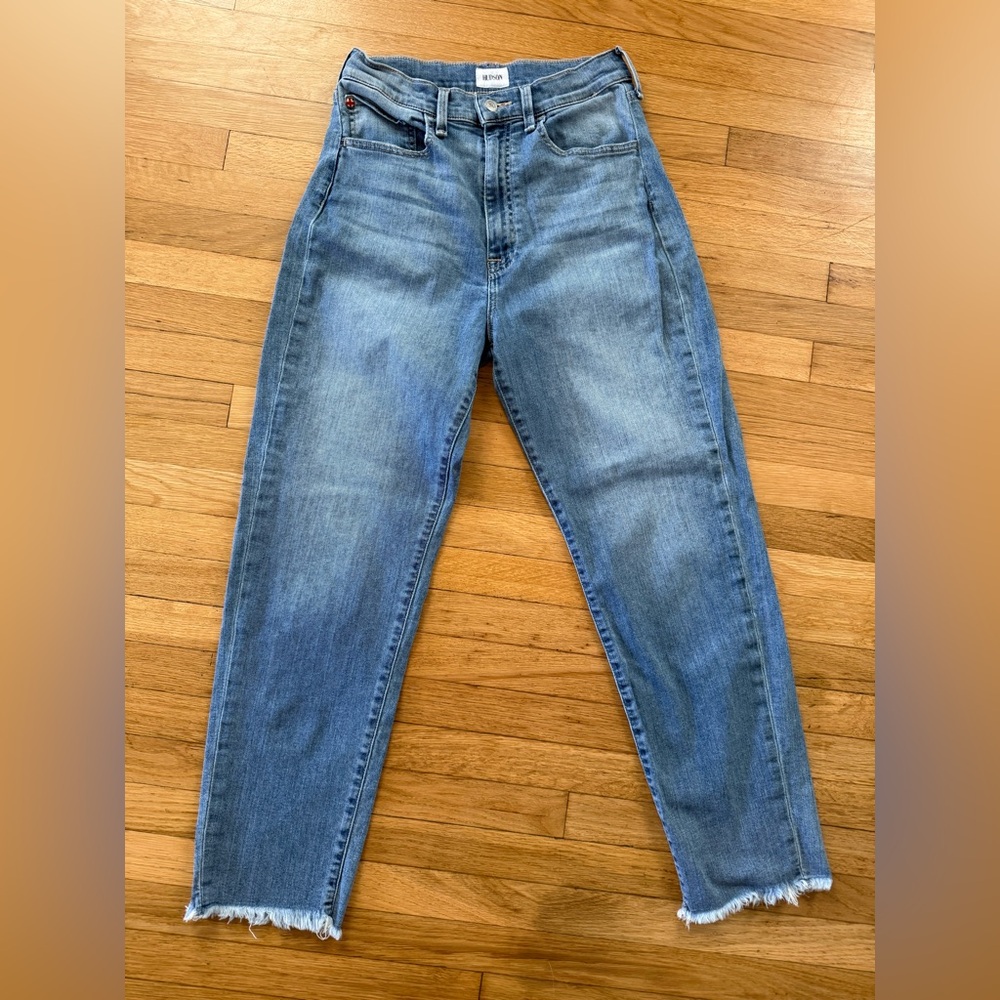 Hudson Jeans KASS high rise raw edge ankle jeans - EUC - Picture 3 of 10